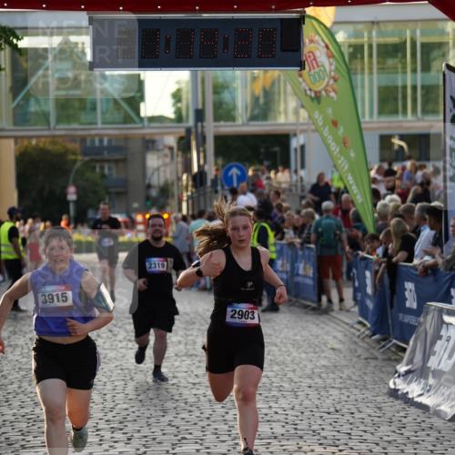 13.06.2025 - Holstenköstenlauf Felixshl http://msf.ph/oto/7926225 13.06.2025 20:14:19 Laufen 2319, 2903, 3915 meine-sportfotos.de