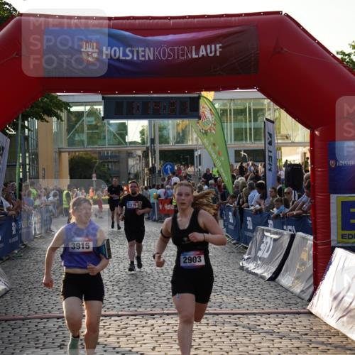 13.06.2025 - Holstenköstenlauf Felixshl http://msf.ph/oto/7926231 13.06.2025 20:14:20 Laufen 2319, 2903, 3915, 3935 meine-sportfotos.de