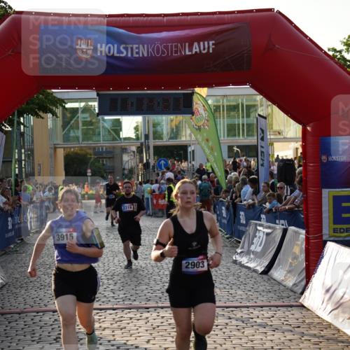 13.06.2025 - Holstenköstenlauf Felixshl http://msf.ph/oto/7926233 13.06.2025 20:14:20 Laufen 2319, 2903, 3915, 3935 meine-sportfotos.de