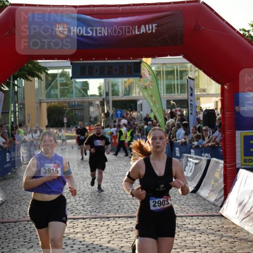 13.06.2025 - Holstenköstenlauf Felixshl http://msf.ph/oto/7926237 13.06.2025 20:14:21 Laufen 2319, 2903, 3915, 3935 meine-sportfotos.de