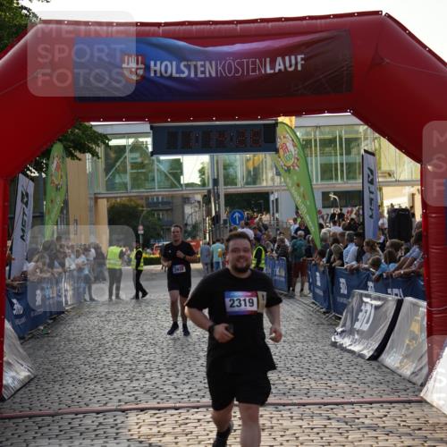 13.06.2025 - Holstenköstenlauf Felixshl http://msf.ph/oto/7926255 13.06.2025 20:14:25 Laufen 2319, 3935 meine-sportfotos.de