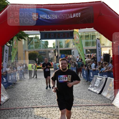 13.06.2025 - Holstenköstenlauf Felixshl http://msf.ph/oto/7926259 13.06.2025 20:14:25 Laufen 2319, 3935 meine-sportfotos.de
