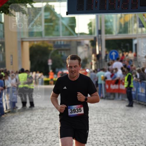 13.06.2025 - Holstenköstenlauf Felixshl http://msf.ph/oto/7926263 13.06.2025 20:14:28 Laufen 3935 meine-sportfotos.de
