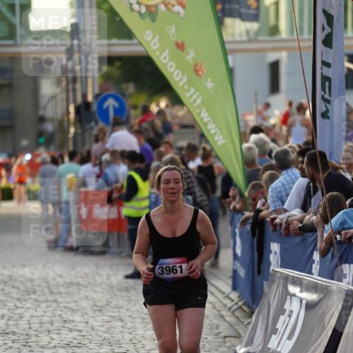 13.06.2025 - Holstenköstenlauf Felixshl http://msf.ph/oto/7926298 13.06.2025 20:15:03 Laufen 3961 meine-sportfotos.de