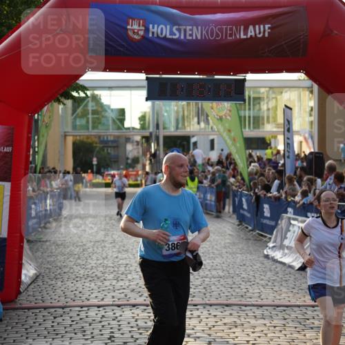 13.06.2025 - Holstenköstenlauf Felixshl http://msf.ph/oto/7926352 13.06.2025 20:16:13 Laufen 2163, 3867, 3869 meine-sportfotos.de