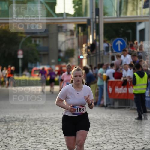 13.06.2025 - Holstenköstenlauf Felixshl http://msf.ph/oto/7926358 13.06.2025 20:16:19 Laufen 2076, 2163 meine-sportfotos.de
