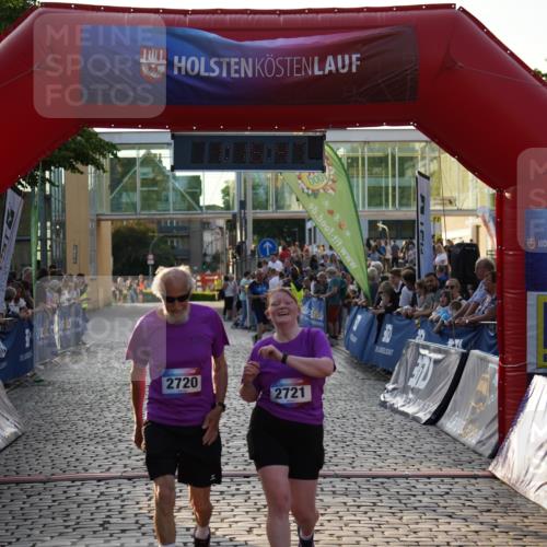 13.06.2025 - Holstenköstenlauf Felixshl http://msf.ph/oto/7926425 13.06.2025 20:16:46 Laufen 2720, 2721 meine-sportfotos.de