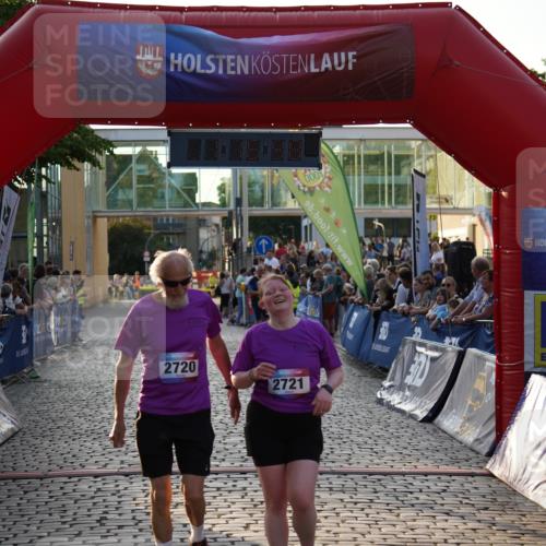 13.06.2025 - Holstenköstenlauf Felixshl http://msf.ph/oto/7926428 13.06.2025 20:16:47 Laufen 2720, 2721 meine-sportfotos.de