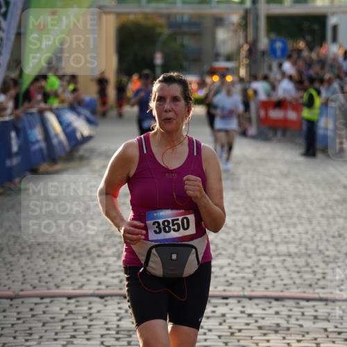 13.06.2025 - Holstenköstenlauf Felixshl http://msf.ph/oto/7926499 13.06.2025 20:18:05 Laufen 2407, 2456, 2590, 3850 meine-sportfotos.de