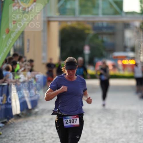 13.06.2025 - Holstenköstenlauf Felixshl http://msf.ph/oto/7926505 13.06.2025 20:18:10 Laufen 2080, 2407, 2456, 2479, 2590, 3906 meine-sportfotos.de