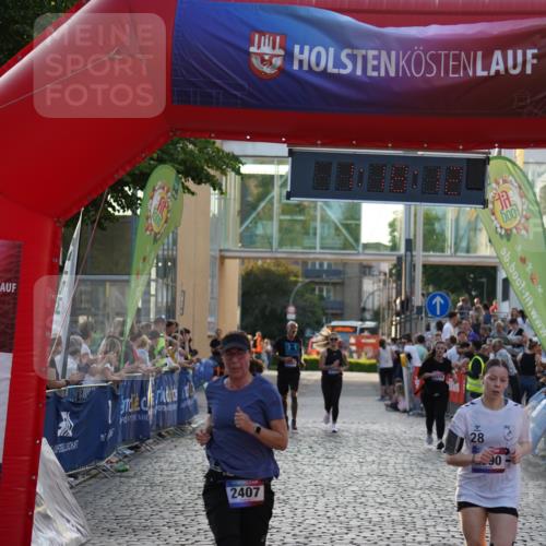13.06.2025 - Holstenköstenlauf Felixshl http://msf.ph/oto/7926509 13.06.2025 20:18:11 Laufen 2080, 2407, 2456, 2479, 2590, 3906 meine-sportfotos.de