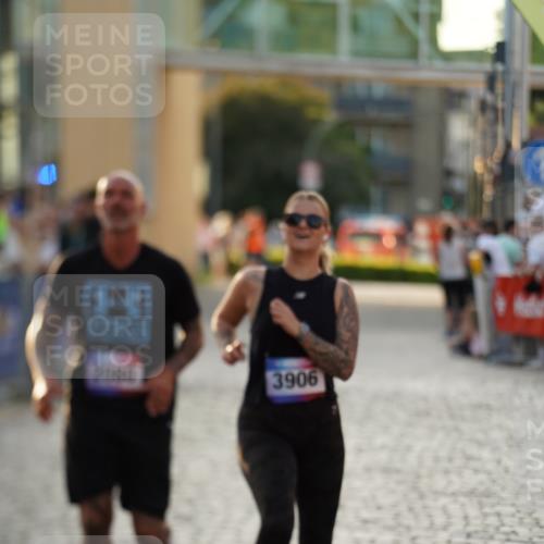 13.06.2025 - Holstenköstenlauf Felixshl http://msf.ph/oto/7926524 13.06.2025 20:18:18 Laufen 2080, 2479, 3906 meine-sportfotos.de