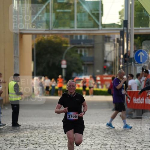 13.06.2025 - Holstenköstenlauf Felixshl http://msf.ph/oto/7926551 13.06.2025 20:19:37 Laufen 3766 meine-sportfotos.de