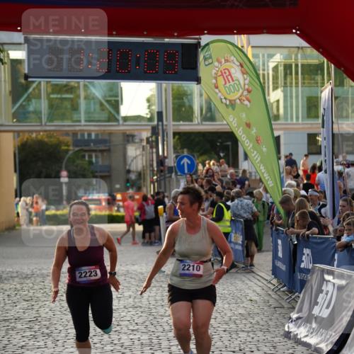 13.06.2025 - Holstenköstenlauf Felixshl http://msf.ph/oto/7926571 13.06.2025 20:20:08 Laufen 2210, 2223 meine-sportfotos.de