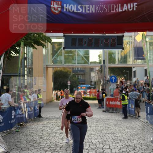 13.06.2025 - Holstenköstenlauf Felixshl http://msf.ph/oto/7926592 13.06.2025 20:21:47 Laufen 2208, 2285 meine-sportfotos.de