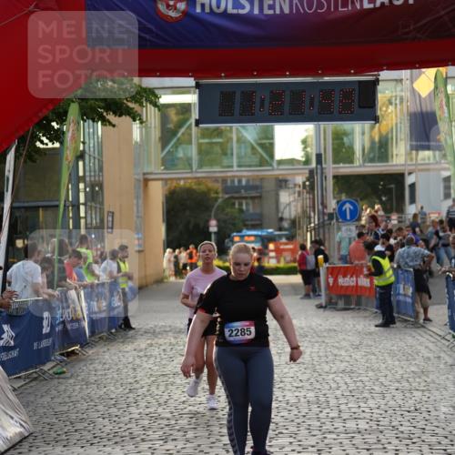 13.06.2025 - Holstenköstenlauf Felixshl http://msf.ph/oto/7926597 13.06.2025 20:21:47 Laufen 2208, 2285 meine-sportfotos.de