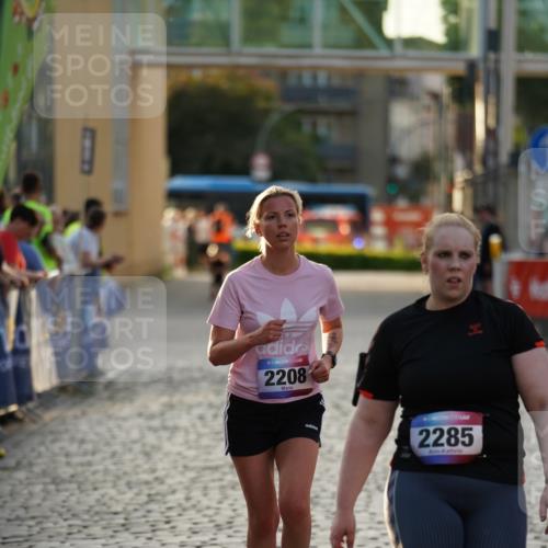13.06.2025 - Holstenköstenlauf Felixshl http://msf.ph/oto/7926601 13.06.2025 20:21:49 Laufen 2208, 2285 meine-sportfotos.de