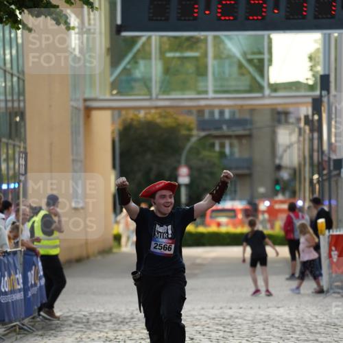 13.06.2025 - Holstenköstenlauf Felixshl http://msf.ph/oto/7926615 13.06.2025 20:23:10 Laufen 2566 meine-sportfotos.de