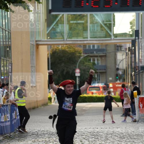 13.06.2025 - Holstenköstenlauf Felixshl http://msf.ph/oto/7926618 13.06.2025 20:23:10 Laufen 2566 meine-sportfotos.de