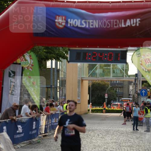 13.06.2025 - Holstenköstenlauf Felixshl http://msf.ph/oto/7926652 13.06.2025 20:24:00 Laufen 2565 meine-sportfotos.de
