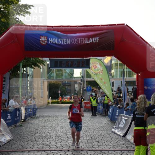 13.06.2025 - Holstenköstenlauf Felixshl http://msf.ph/oto/7926710 13.06.2025 20:25:25 Laufen 3852 meine-sportfotos.de