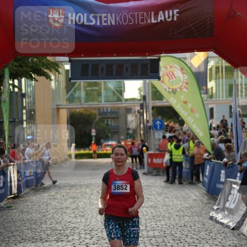 13.06.2025 - Holstenköstenlauf Felixshl http://msf.ph/oto/7926714 13.06.2025 20:25:27 Laufen 3852 meine-sportfotos.de