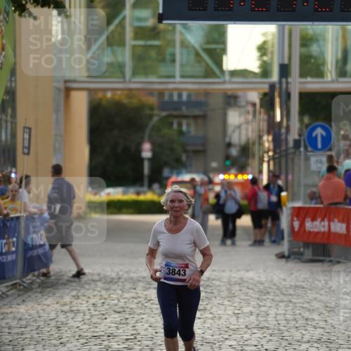 13.06.2025 - Holstenköstenlauf Felixshl http://msf.ph/oto/7926762 13.06.2025 20:27:26 Laufen 3843 meine-sportfotos.de
