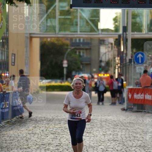 13.06.2025 - Holstenköstenlauf Felixshl http://msf.ph/oto/7926764 13.06.2025 20:27:27 Laufen 3843 meine-sportfotos.de