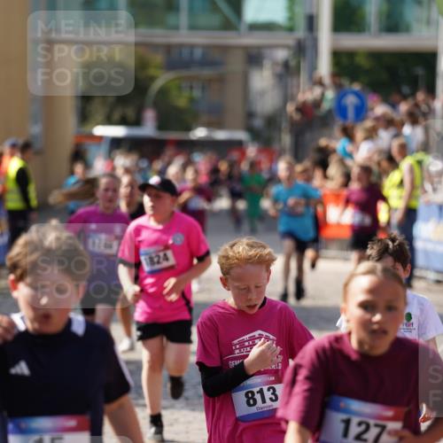 13.06.2025 - Holstenköstenlauf Felixshl http://msf.ph/oto/7927124 13.06.2025 16:51:41 Laufen 15, 27, 51, 127, 128, 137, 259, 406, 544, 662, 812, 813, 937, 1166, 1167, 1824, 1860 meine-sportfotos.de