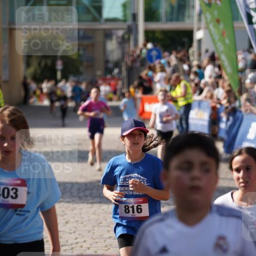 13.06.2025 - Holstenköstenlauf Felixshl http://msf.ph/oto/7927271 13.06.2025 16:52:51 Laufen 403, 551, 554, 797, 816, 931, 1253 meine-sportfotos.de