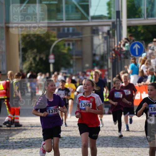 13.06.2025 - Holstenköstenlauf Felixshl http://msf.ph/oto/7927410 13.06.2025 16:54:01 Laufen 131, 142, 393, 1114, 1122, 1369, 1370, 1831 meine-sportfotos.de