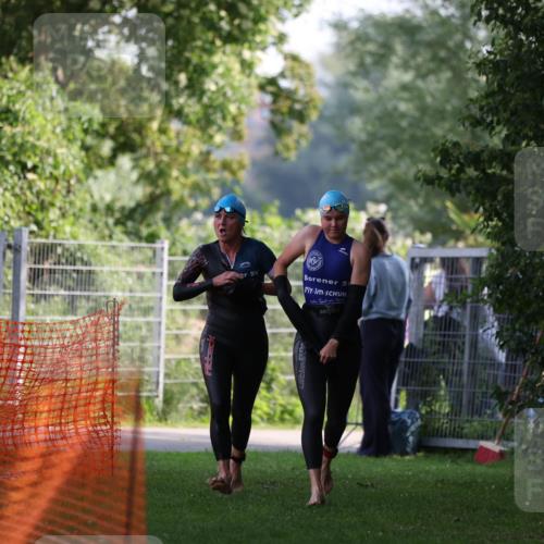 15.06.2025 - 7 Türme Triathlon Michael Strokosch http://msf.ph/oto/7928350 15.06.2025 09:16:02 Schwimmen 83, 84 meine-sportfotos.de