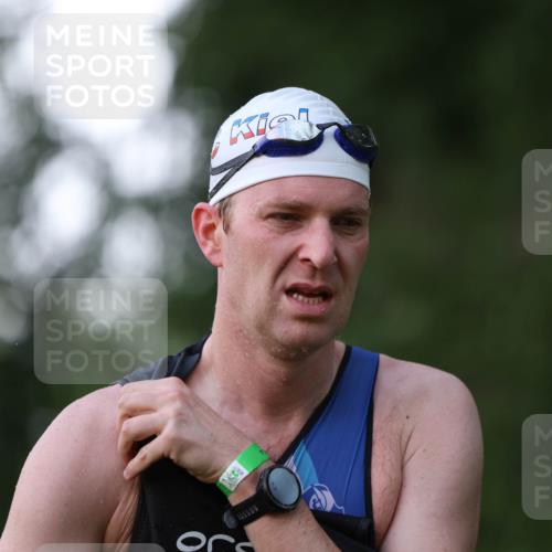 15.06.2025 - 7 Türme Triathlon Michael Strokosch http://msf.ph/oto/7928520 15.06.2025 09:19:31 Schwimmen 26, 27, 30, 89, 90, 91 meine-sportfotos.de
