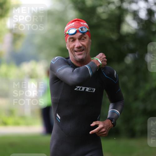 15.06.2025 - 7 Türme Triathlon Michael Strokosch http://msf.ph/oto/7929095 15.06.2025 09:27:08 Schwimmen 5, 52, 53, 54, 55 meine-sportfotos.de