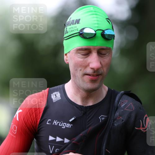 15.06.2025 - 7 Türme Triathlon Michael Strokosch http://msf.ph/oto/7929222 15.06.2025 09:31:04 Schwimmen 21, 22, 23, 24, 25 meine-sportfotos.de