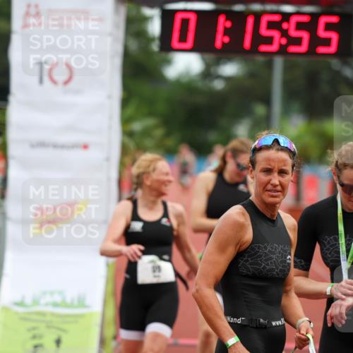 15.06.2025 - 7 Türme Triathlon Michael Strokosch http://msf.ph/oto/7929551 15.06.2025 10:15:56 Ziel 97, 99, 100 meine-sportfotos.de