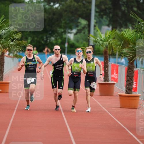 15.06.2025 - 7 Türme Triathlon Michael Strokosch http://msf.ph/oto/7929554 15.06.2025 10:16:00 Ziel 61, 63, 64, 65, 97, 99, 100 meine-sportfotos.de