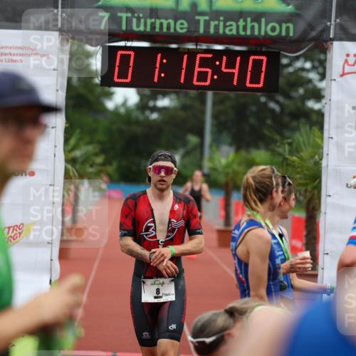 15.06.2025 - 7 Türme Triathlon Michael Strokosch http://msf.ph/oto/7929603 15.06.2025 10:16:40 Ziel 8 meine-sportfotos.de