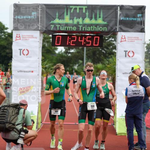 15.06.2025 - 7 Türme Triathlon Michael Strokosch http://msf.ph/oto/7929773 15.06.2025 10:24:51 Ziel 149, 150, 151 meine-sportfotos.de