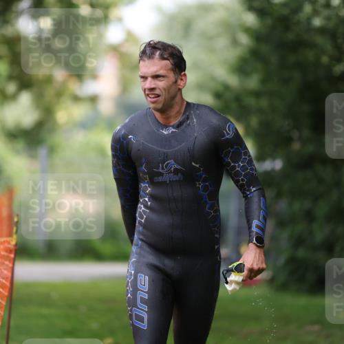 15.06.2025 - 7 Türme Triathlon Michael Strokosch http://msf.ph/oto/7930252 15.06.2025 12:23:28 Schwimmen 388, 422, 457, 467, 474, 541, 558, 606, 639 meine-sportfotos.de