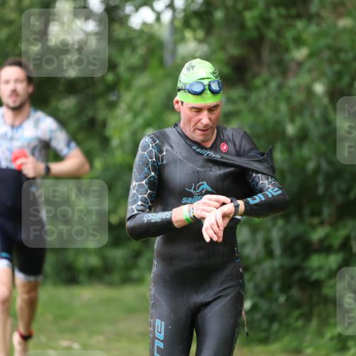 15.06.2025 - 7 Türme Triathlon Michael Strokosch http://msf.ph/oto/7930263 15.06.2025 12:23:33 Schwimmen 388, 422, 457, 467, 474, 541, 558, 582, 606, 639 meine-sportfotos.de