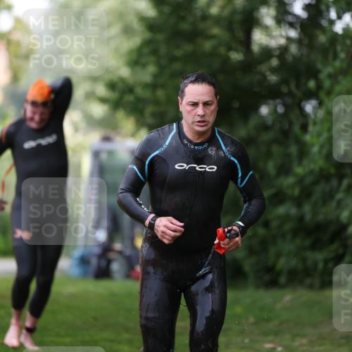 15.06.2025 - 7 Türme Triathlon Michael Strokosch http://msf.ph/oto/7930425 15.06.2025 12:25:24 Schwimmen 379, 441, 587, 663 meine-sportfotos.de