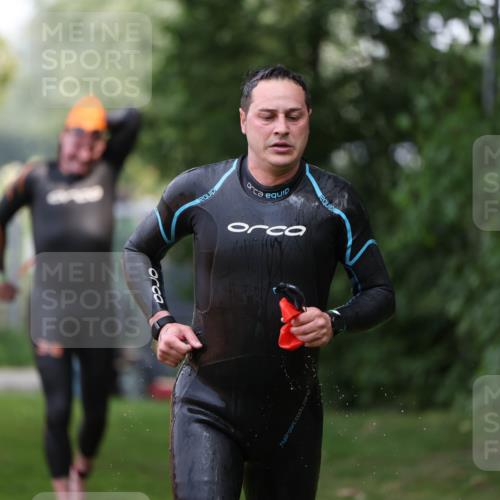 15.06.2025 - 7 Türme Triathlon Michael Strokosch http://msf.ph/oto/7930430 15.06.2025 12:25:25 Schwimmen 379, 441, 587, 663 meine-sportfotos.de