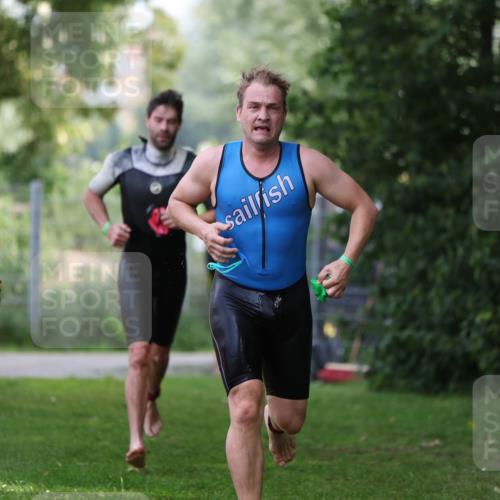15.06.2025 - 7 Türme Triathlon Michael Strokosch http://msf.ph/oto/7930500 15.06.2025 12:26:12 Schwimmen 393, 398, 456, 469, 479, 600, 621 meine-sportfotos.de
