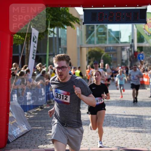 13.06.2025 - Holstenköstenlauf Felixshl http://msf.ph/oto/7931147 13.06.2025 17:58:42 Laufen 2016, 2180, 2181, 2509, 2521, 2522, 2617, 3162, 3260, 3275, 3312, 3605, 3718, 3975 meine-sportfotos.de