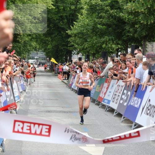 15.06.2025 - REWE Women's Run Strokosch-Dieckow http://msf.ph/oto/7931185 15.06.2025 10:50:06 Ziel 5460 meine-sportfotos.de
