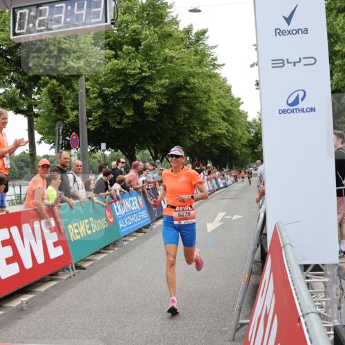 15.06.2025 - REWE Women's Run Strokosch-Dieckow http://msf.ph/oto/7931330 15.06.2025 10:54:00 Ziel 5276, 5607 meine-sportfotos.de