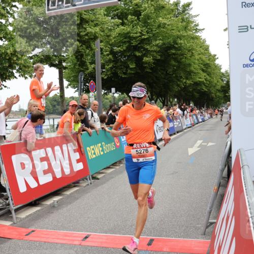 15.06.2025 - REWE Women's Run Strokosch-Dieckow http://msf.ph/oto/7931331 15.06.2025 10:54:00 Ziel 5276, 5607 meine-sportfotos.de
