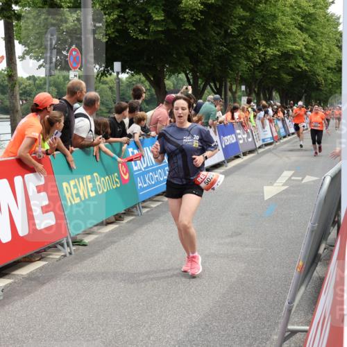 15.06.2025 - REWE Women's Run Strokosch-Dieckow http://msf.ph/oto/7931776 15.06.2025 10:59:45 Ziel 5022, 5034, 5266, 5271, 5304, 5426, 5567, 5623, 5627, 5628, 5659 meine-sportfotos.de