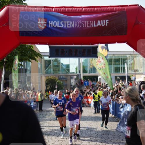 13.06.2025 - Holstenköstenlauf Felixshl http://msf.ph/oto/7931905 13.06.2025 18:00:52 Laufen 2413, 2427, 2432, 2557, 2811, 2887, 3101, 3956 meine-sportfotos.de